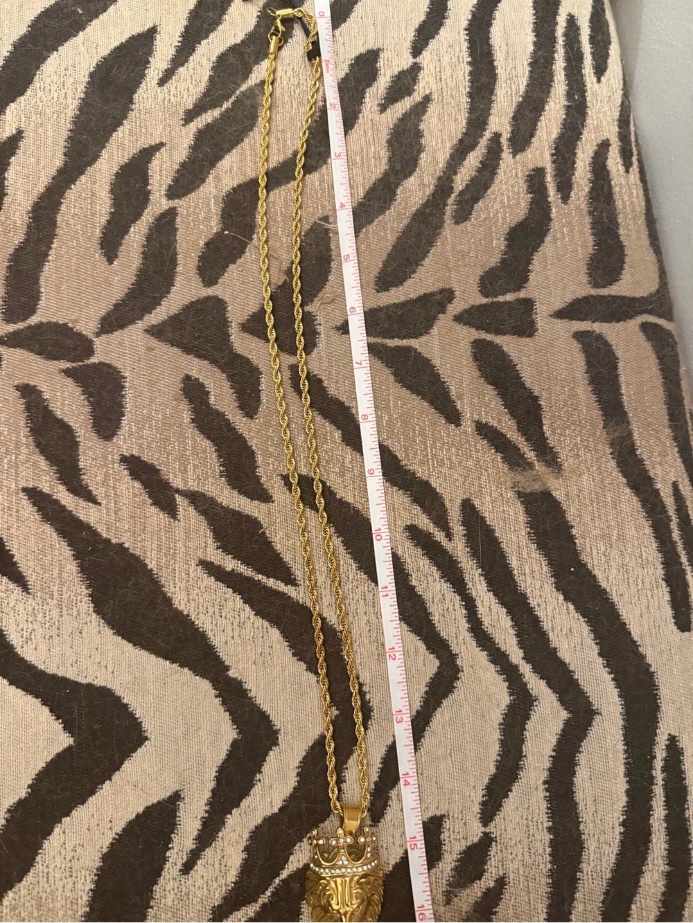 nwt Gold unisex Lion Crown Pendant Necklace w Dior Bag - Picture 5 of 6